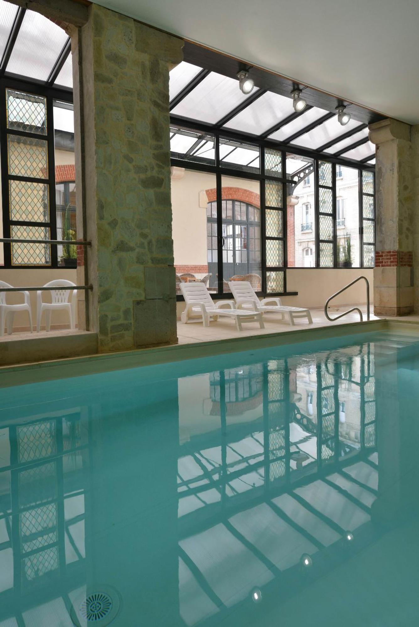 Hotel Castel Jeanson آي-شامبانيا المظهر الخارجي الصورة